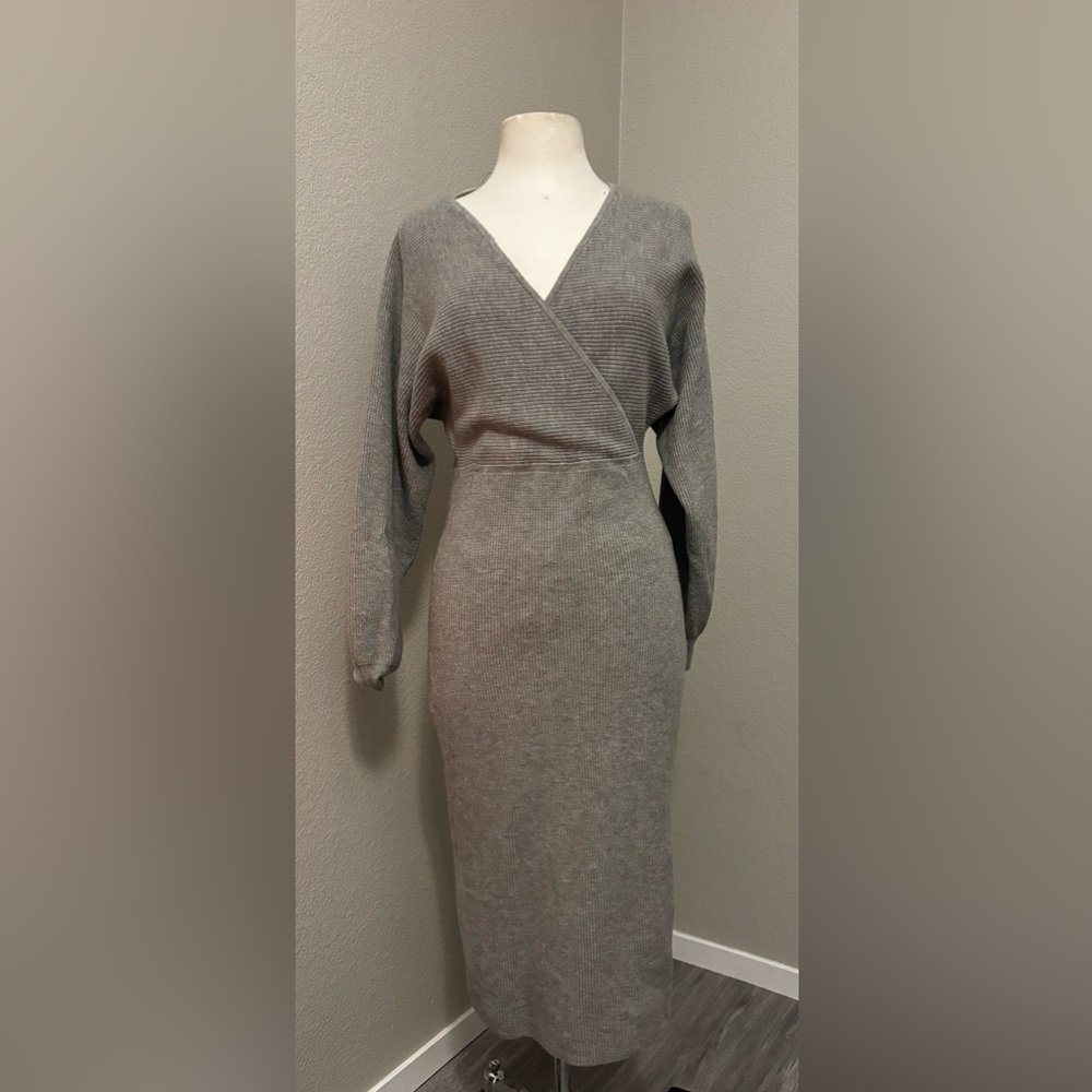 Banana Republic Gray Long Sleeve Dress